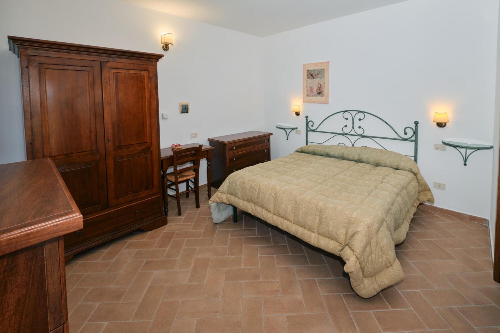 8380 Agriturismo Il Saragiolo Manciano Luaran gambar