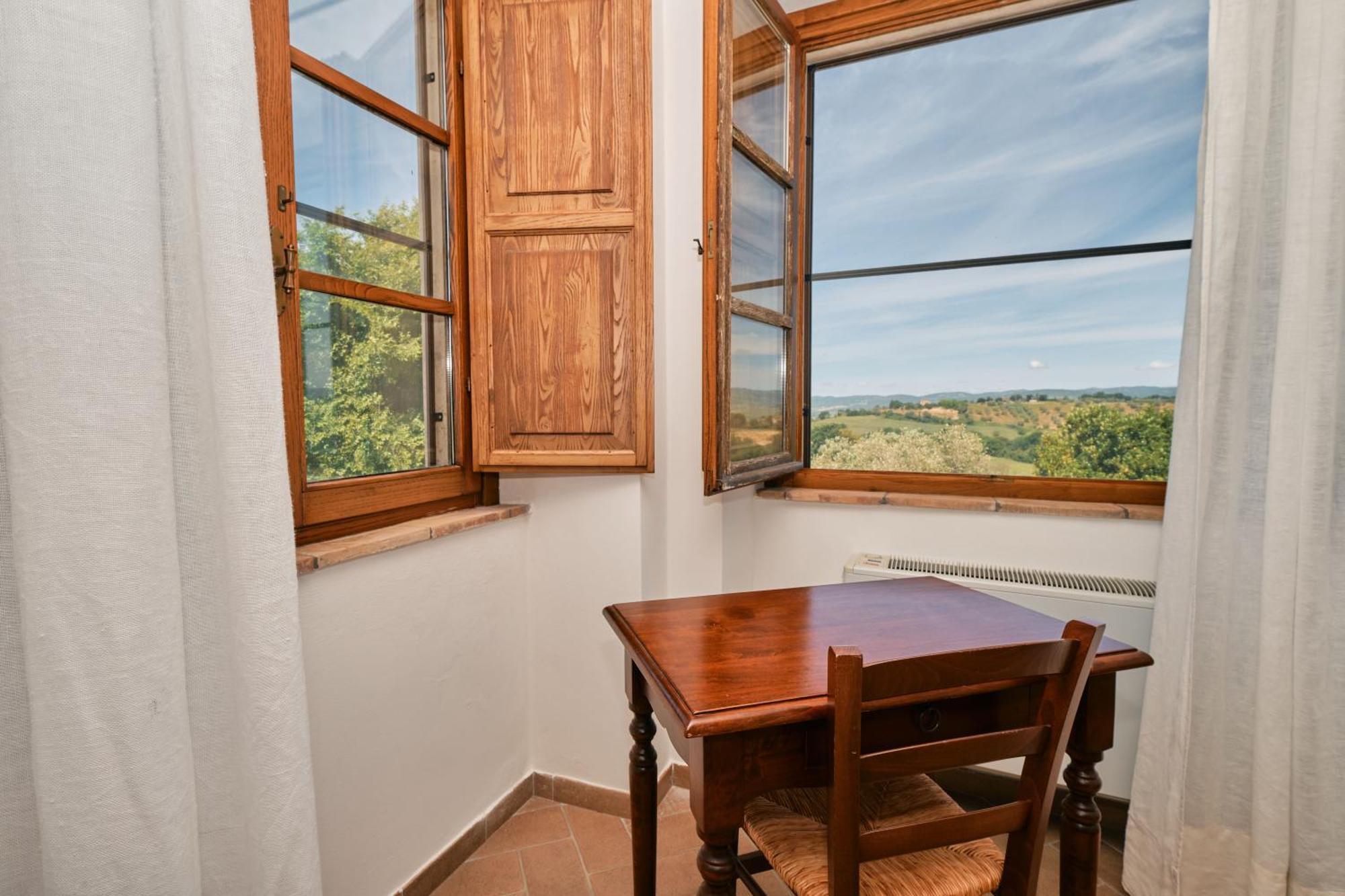 8380 Agriturismo Il Saragiolo Manciano Luaran gambar
