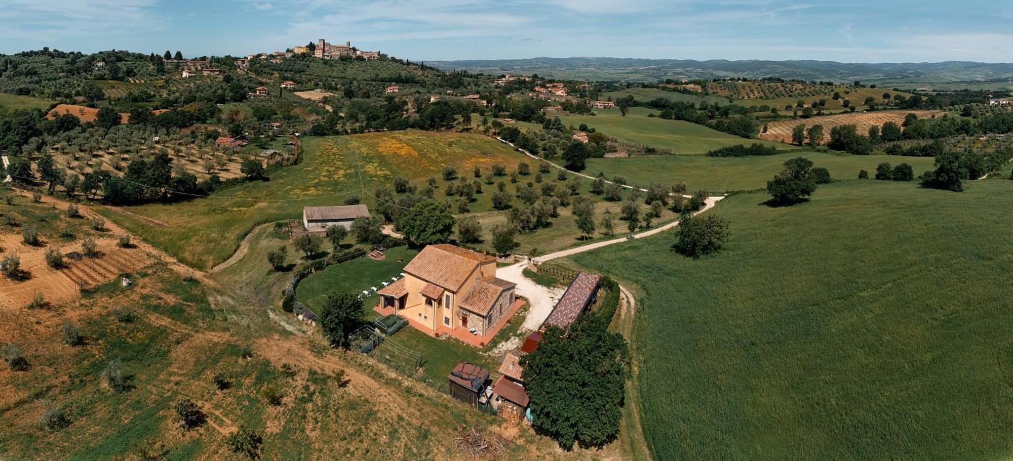 8380 Agriturismo Il Saragiolo Manciano Luaran gambar